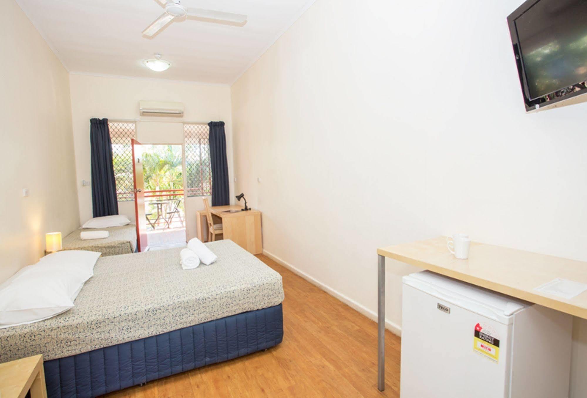 Hiway Inn Motel Ντάρβιν Εξωτερικό φωτογραφία